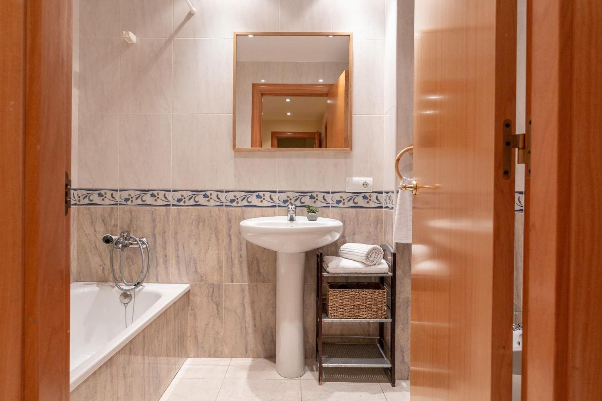 Apartamento La Mola L' Escala Exterior foto